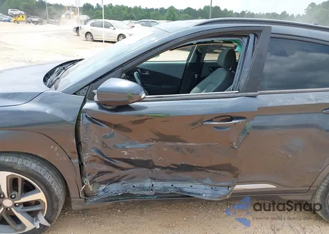 2019 Hyundai Kona Ultimate z USA, uszkodzony, nr VIN KM8K53A50KU378154